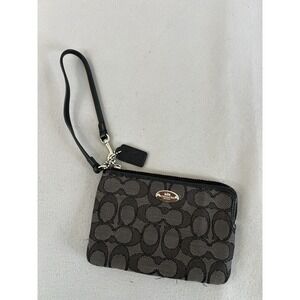 Authentic Coach Black Signature Corner Zip Wristlet Wallet F53536